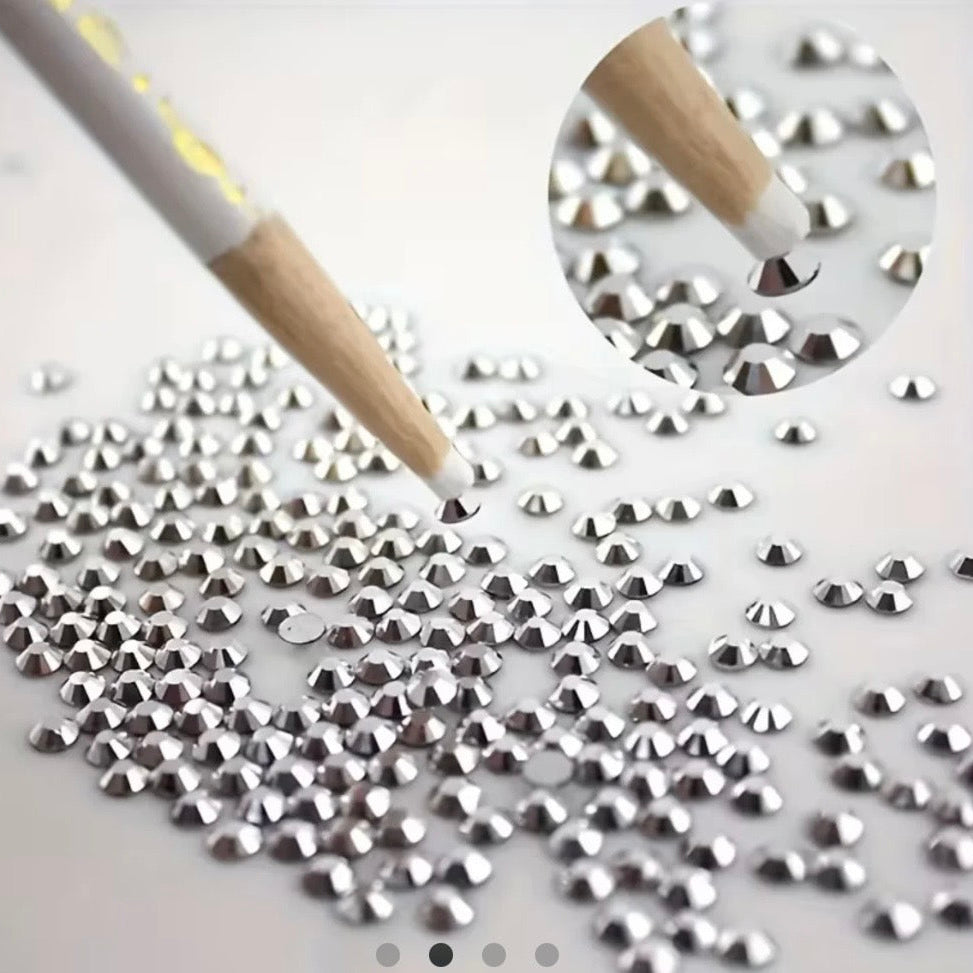 White wax pencil for nail art precision 